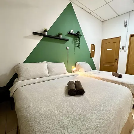 7 Stay#1 - 1 Room For 3 Pax At Kuala Berang -Best Travelers Stay Exterior photo