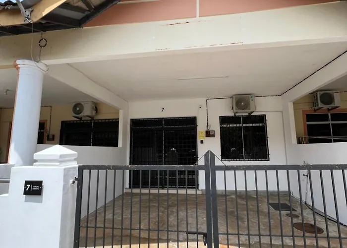 7 Stay#1 - 1 Room For 3 Pax At Kuala Berang -Best Travelers Stay
